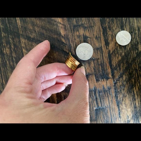 3/$15🥳 Vintage earrings screw-back - Picture 6 of 6